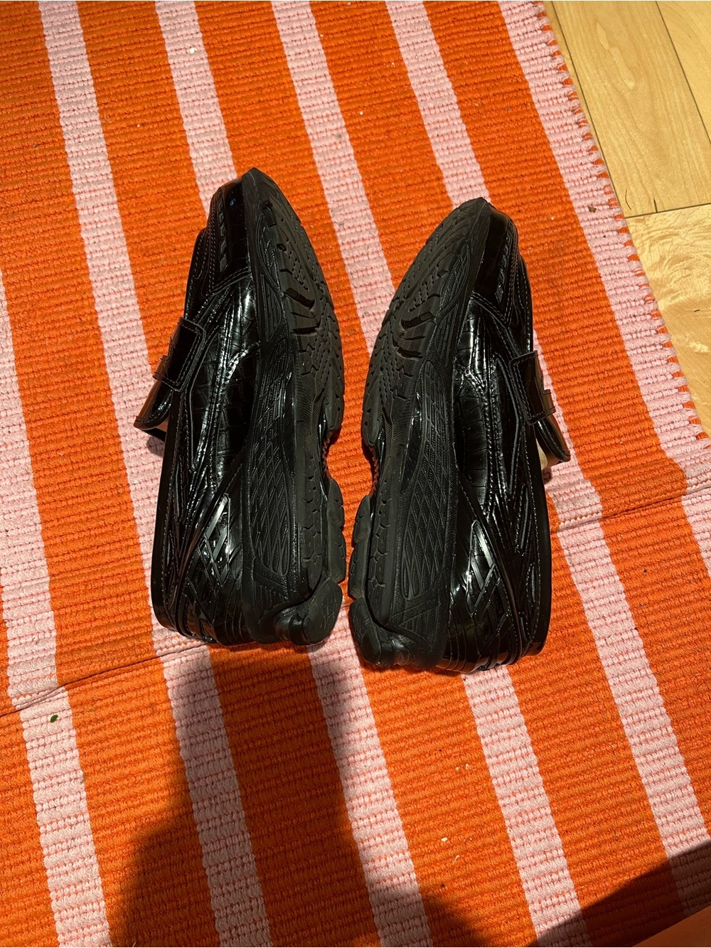 The New Balance 1906L Black Croc - Picture 5 of 9